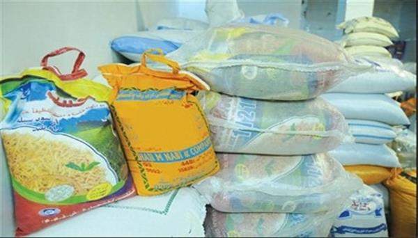 توزیع بسته غذایی بین خانواده های بوتراب در ماه رمضان
