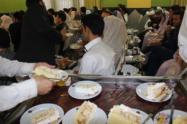 تصاویر مربوط به مراسم ازدواج 214 زوج جوان در خوی 36