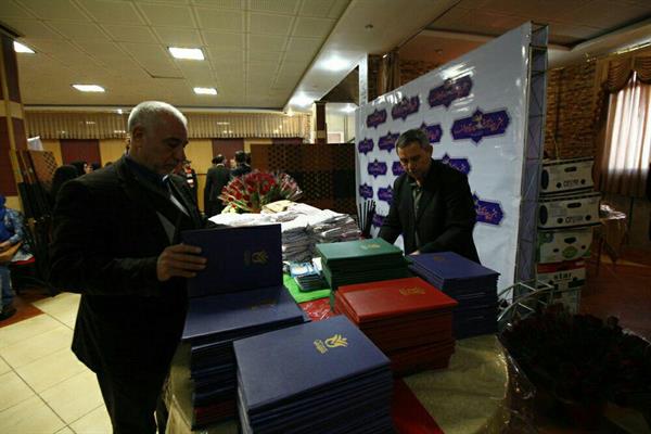 جشن پیوند آسمانی 248 زوج جوان "با هم تا بهشت"  شهرکرد. بهار 95 11