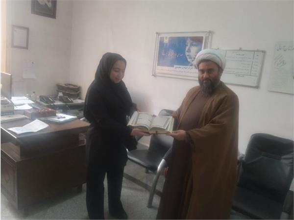 دیدار با خانواده‌های ایتام و توزیع بسته‌های معیشتی در آذربایجان شرقی