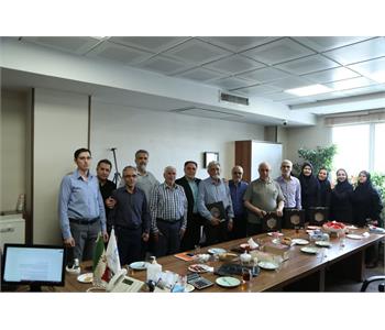 مراسم بزرگداشت روز معلم در دفتر موسسه