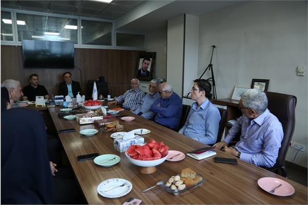 مراسم بزرگداشت روز معلم در دفتر موسسه