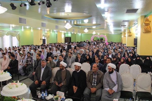 تصاویر مربوط به مراسم ازدواج 214 زوج جوان در خوی 29