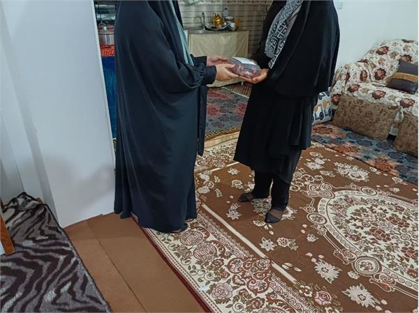 توزیع گوشت قربانی همزمان با زادروز بنیانگذار 4