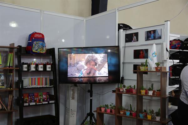 غرفه موسسه خیریه عترت بوتراب در نمایشگاه لوازم التحریر مصلی امام خمینی(ره) - شهریور96 13