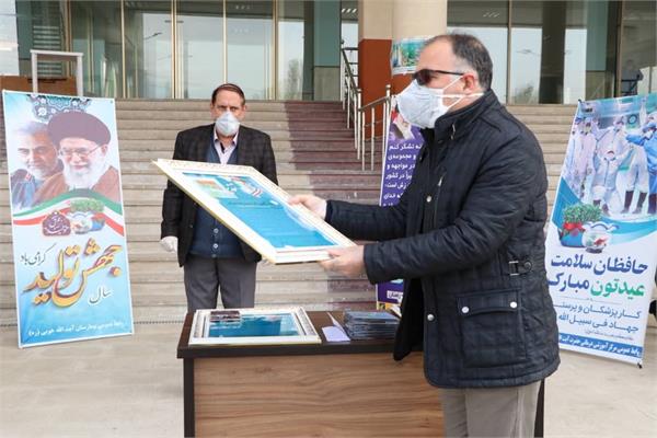 تجلیل بنیان‌گذار 18