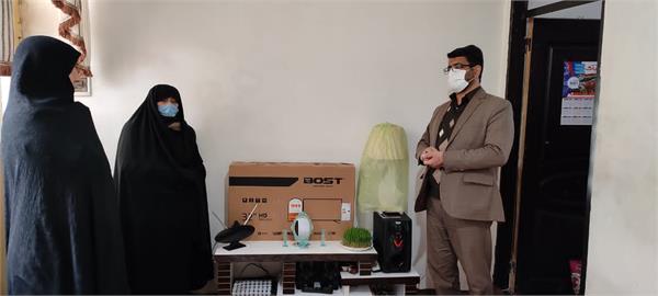 توریع هدیه عیدانه مادران در استان آذربایجان‌غربی