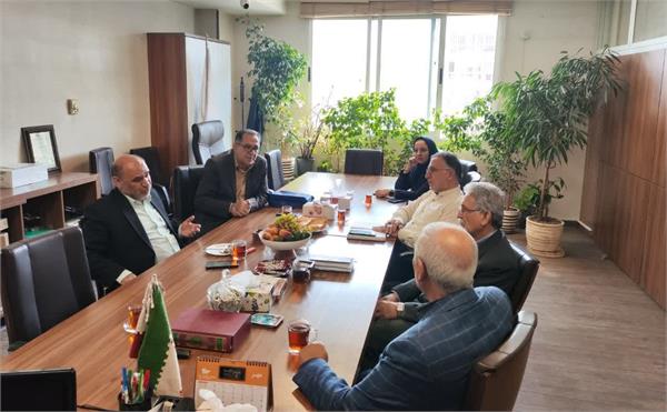 دیدار معاون توسعه مشارکتهای مردمی کمیته امداد کشور از دفتر مرکزی موسسه 2