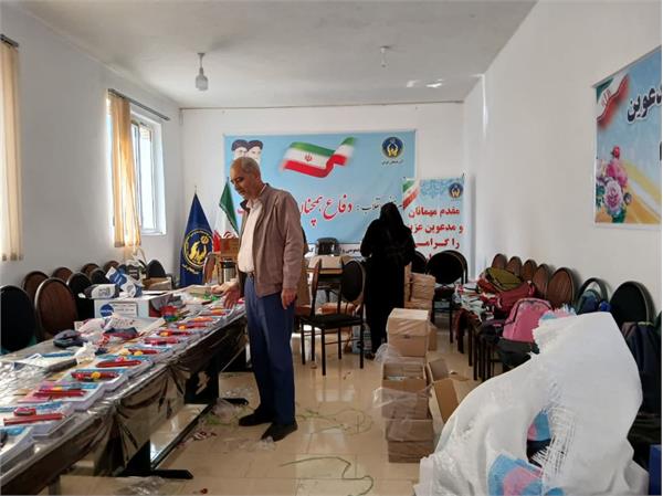 اهدای لوازم تحریر 2