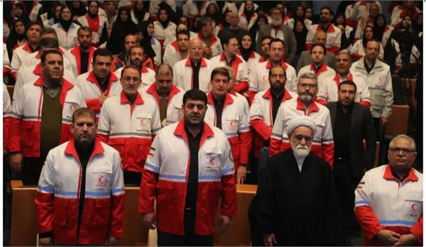 تقدیر از مدیرعامل بوتراب در آیین نکوداشت جمعیت هلال احمر 3