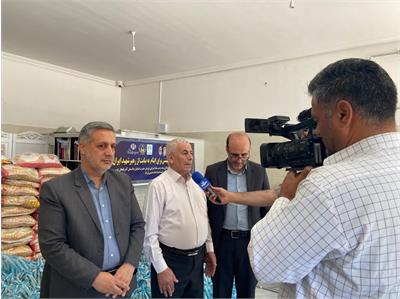توزیع یک‌هزار بسته معیشتی میان تمامی خانواده‌های ایتام آذربایجان غربی به نیابت از رهبر شهید