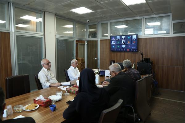 وبینار مشترک کارکنان و مدیران استانی